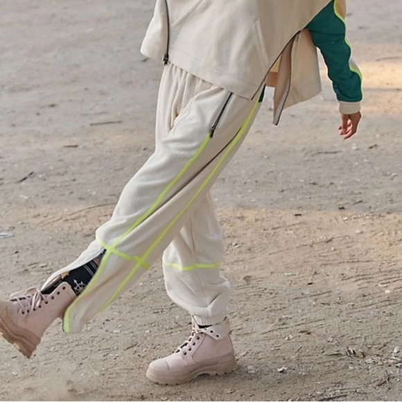Free People Movement Arena Pants in Ivory Combo - Picture 3 of 7